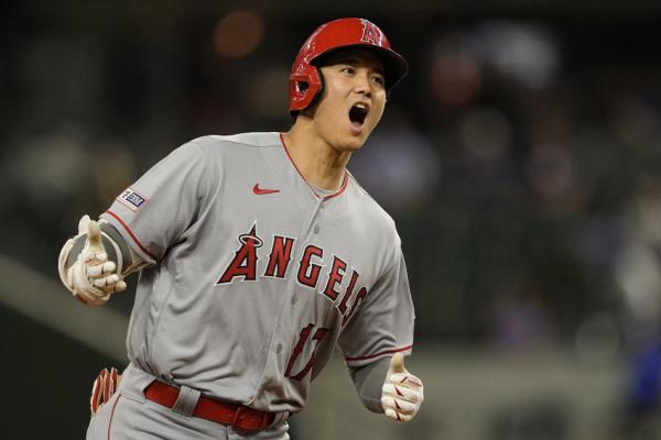 大谷的第二支本垒打帮助天使队在第12场以9比6战胜游骑兵队