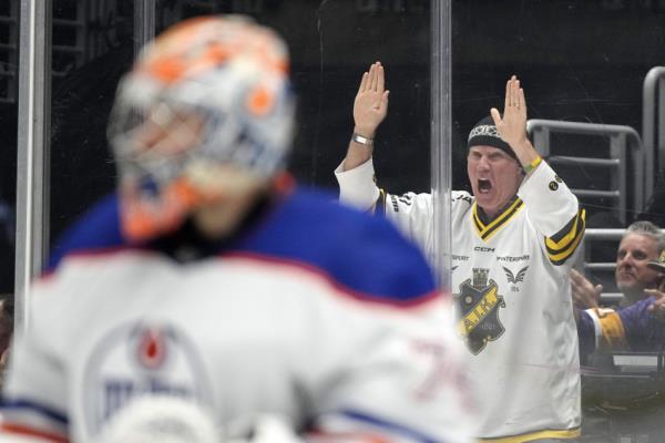 美国国家冰球联盟(NHL)的季后赛开局不太顺利