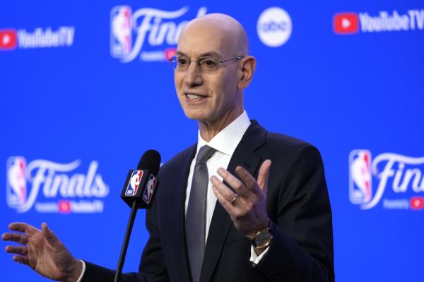 NBA扩大了教练对一些界外比赛的挑战评论的允许范围